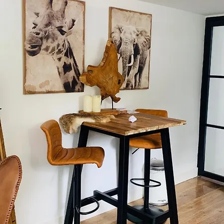 Finch Apartment